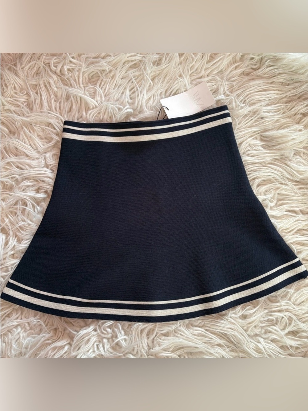 NWT Zara skater skirt in navy knit with cream at waist and hem, size S